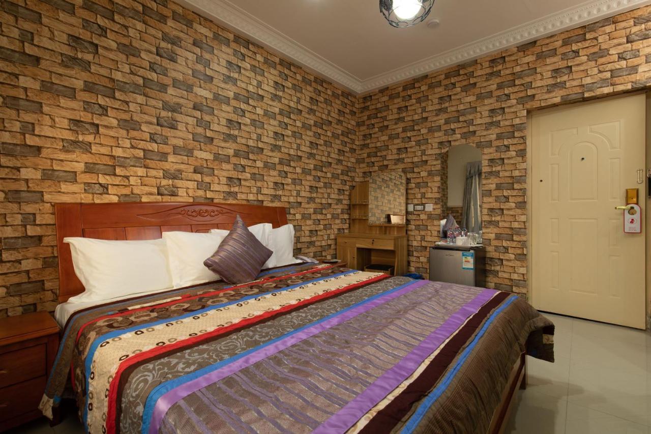 Ag Hotel And Suites Ogbodjo エクステリア 写真