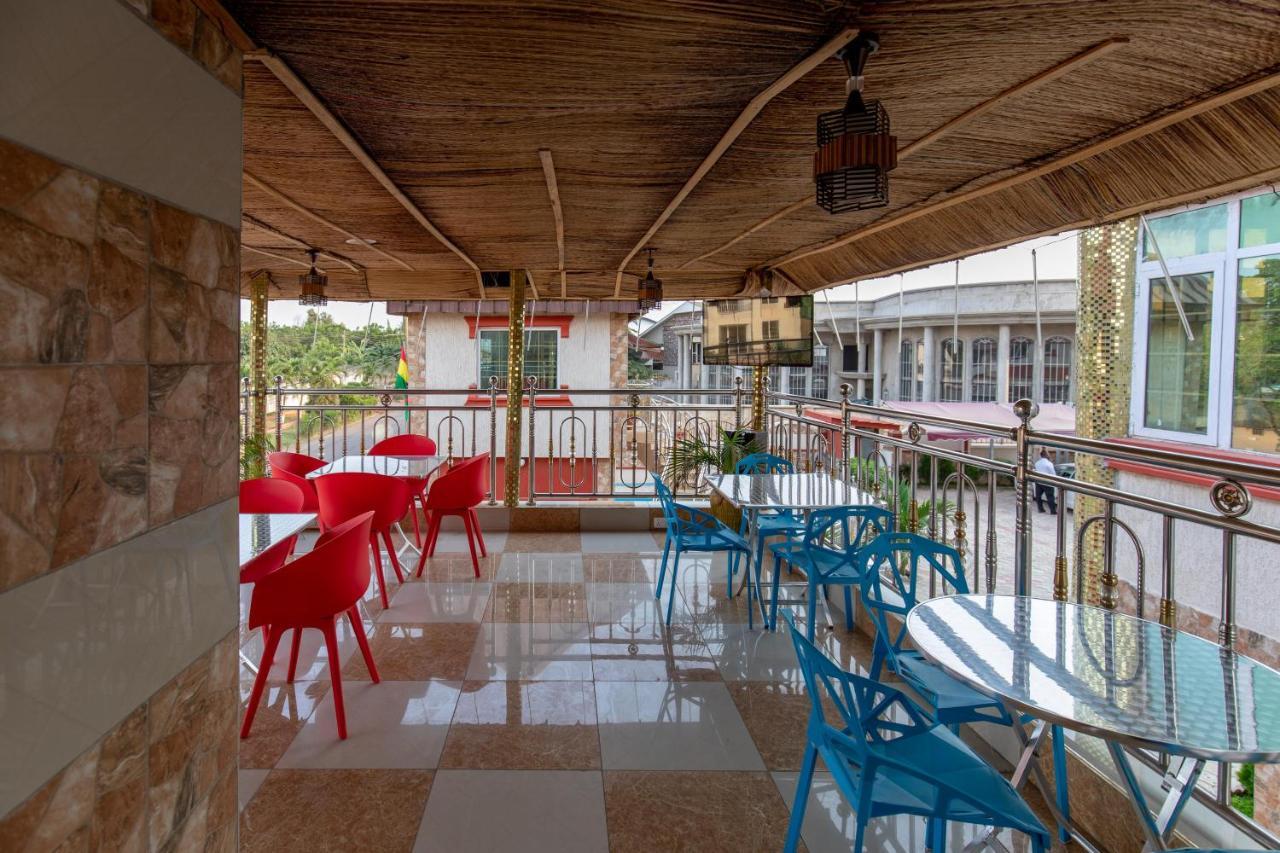 Ag Hotel And Suites Ogbodjo エクステリア 写真