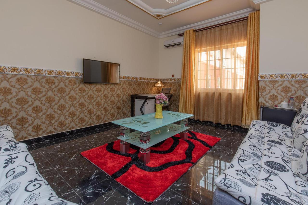 Ag Hotel And Suites Ogbodjo エクステリア 写真