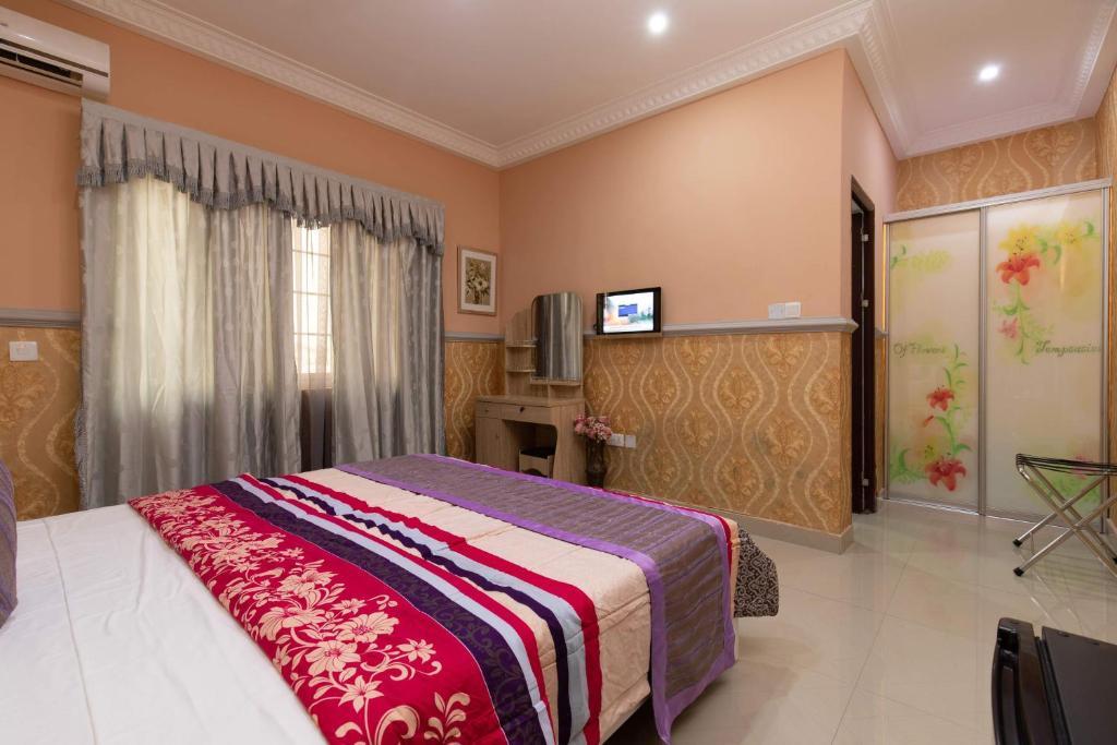 Ag Hotel And Suites Ogbodjo エクステリア 写真