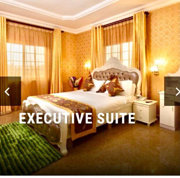 Ag Hotel And Suites Ogbodjo エクステリア 写真